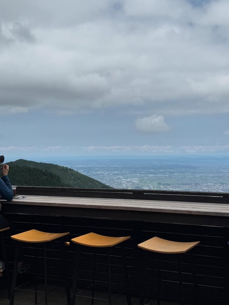 photo by @nionaka_pekopeko